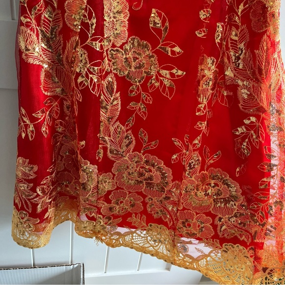 Chinese Cheongsam - Formal Red and Gold Embroidered Qipao - Picture 5 of 12